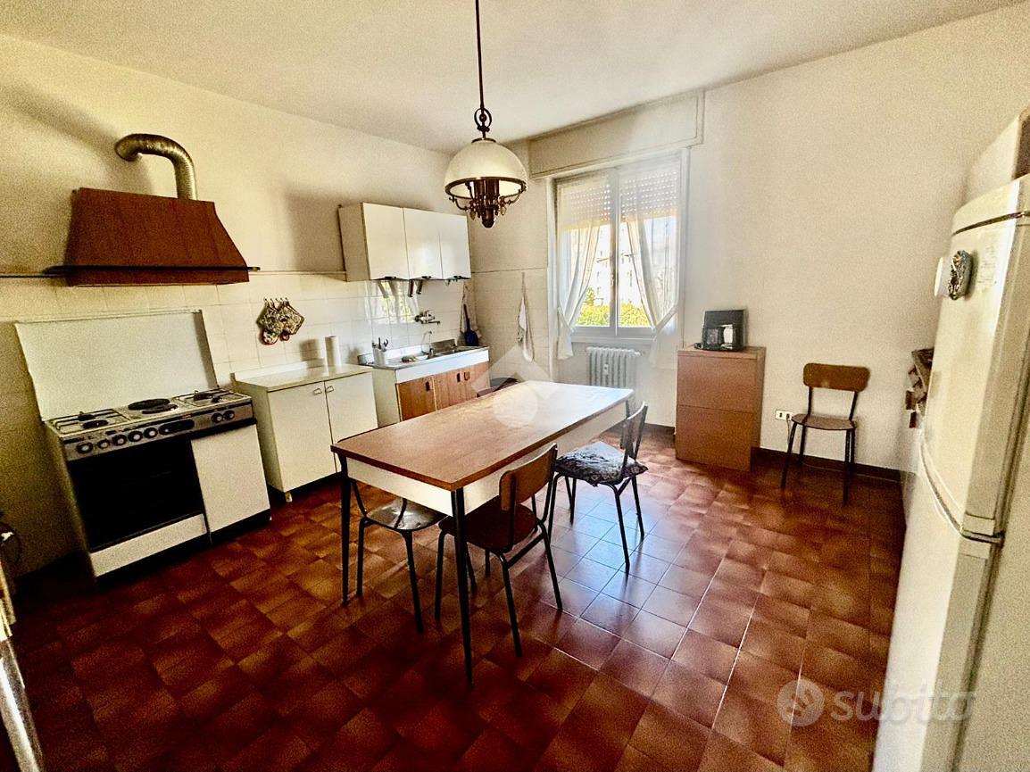 4 LOCALI A CALCINATE - Vista 2