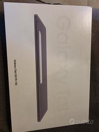 Samsung Galaxy Tab S10 FE 12/256GB 5G + Keyboard