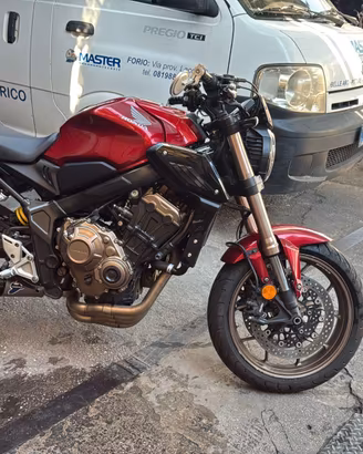 Honda CB 650 R  full termignoni 