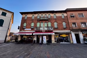 3 LOCALI A ARCADE