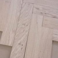 Rovere tradizionale grezzo fine serie stock 45mq