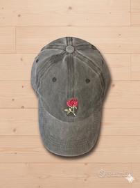 🌹 Cappello Baseball "Dad Hat" con Rosa Ricamata -