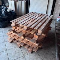 5 pallet in legno