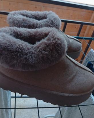 Scarpe donna con pelliccia modello Ugg