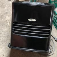 Stufa a combustibile liquido