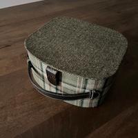 Kit da cucito vintage con scatola