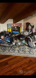 Moto speedway