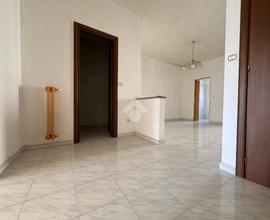 3 LOCALI A MONCALIERI