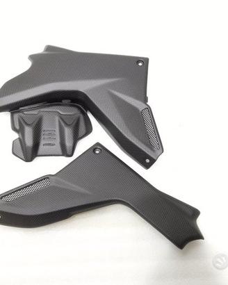 FIANCHETTI SOTTO SERBATOIO CARBONIO DUCATI MULTIST