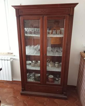 Credenza alta