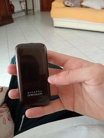 un telefono Alcatel One touch