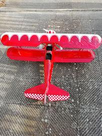 Biplano SUPER STEARMAN, con motore a scoppio.