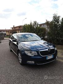 Skoda Superb 2.0 tdi Elegance fap