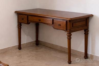 Scrivania in rovere massello