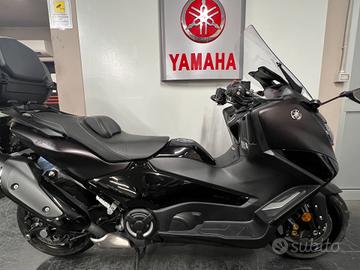 Yamaha TMAX 560 Tech max