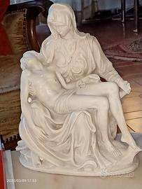 Statua Marmo La Pietà di Michelangelo Buonarroti