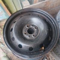4 cerchi del 15 per Lancia e Fiat