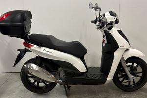 Piaggio Carnaby Cruiser 300