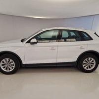 AUDI Q5 35 TDI Business S tronic