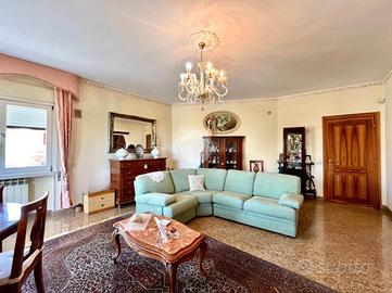 VILLA SINGOLA A ACQUAVIVA PICENA