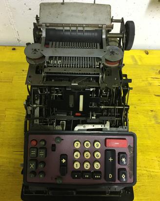 Olivetti divisumma 24 ben conservata