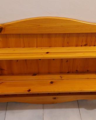 Piattaia in legno per cucina rustica