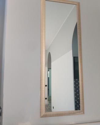 specchio rettangolare con cornice oro e avorio 