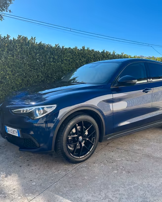 Alfa Romeo Stelvio 2.2 Turbo Diesel 160 CV Auto