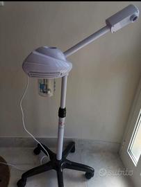 Estetica-vaporizzatore per pulizia viso