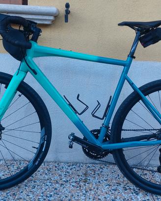gravel megamo jakar 30 taglia L 