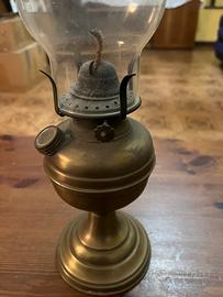 Lampada petrolio