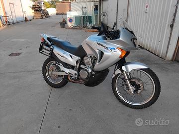 Honda Transalp 650