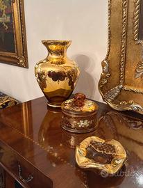 Set di centro tavola, posacenere e scatola