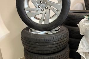 CERCHI LAND ROVER DA 18 CON GOMME ESTIVE