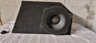 Subwoofer Hertz HX 250 – 900W con Cassa Bass Refle