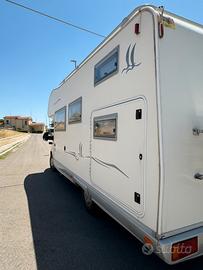 Camper mansardato Elnagh super d 115