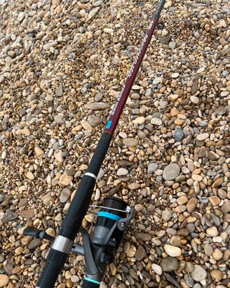 Canna da pesca usata poco