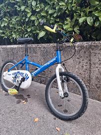 Bicicletta bambino B'Twin blu (senza marce)