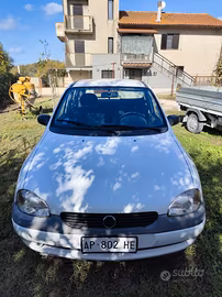 Opel corsa b 1997