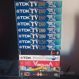 VHS videocassette varie