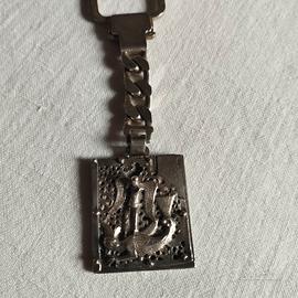 Portachiavi in argento 925 con formella S. Michele