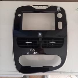 cornice centrale clio 4