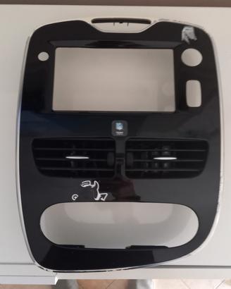 cornice centrale clio 4