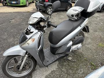 SH 150 2006 incidentato