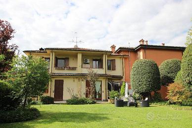 Rif.2982/V-AC- bifamiliare calderara di reno