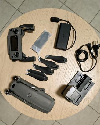 DJI Mavic 2 Pro + Hub ricarica 4 batteria