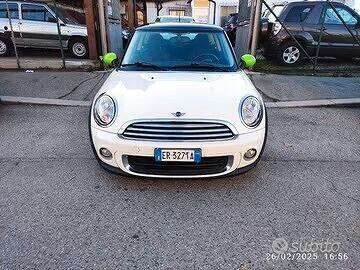 Mini 1.6 16V One (55kW)