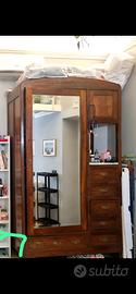 mobile armadio antico