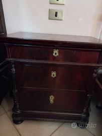 Prestigioso comodino lusso in mogano