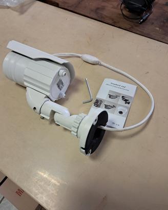 Camera IR color cmos modello ST-C7024A